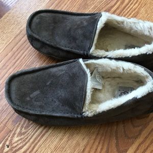 Ugg slippers Men’s
